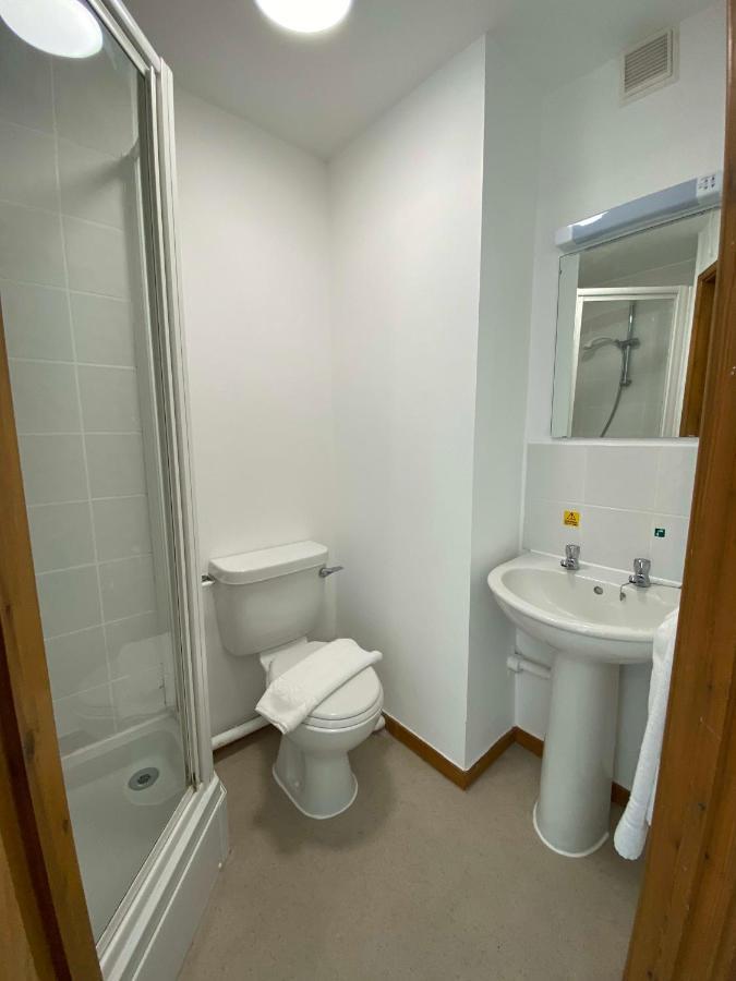 Regency Hall Smart Cheltenham Ensuite Rooms B المظهر الخارجي الصورة