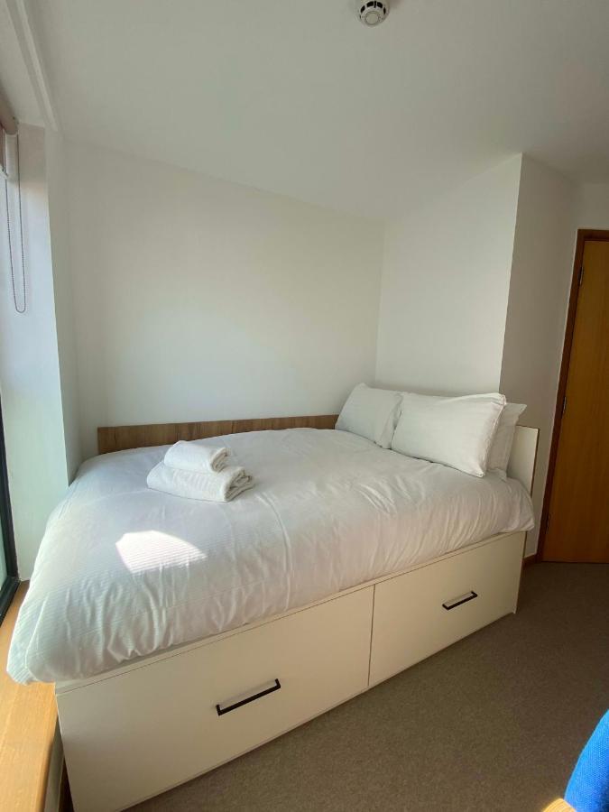 Regency Hall Smart Cheltenham Ensuite Rooms B المظهر الخارجي الصورة