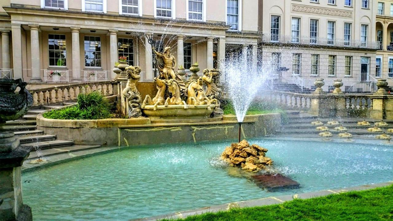 Regency Hall Smart Cheltenham Ensuite Rooms B المظهر الخارجي الصورة